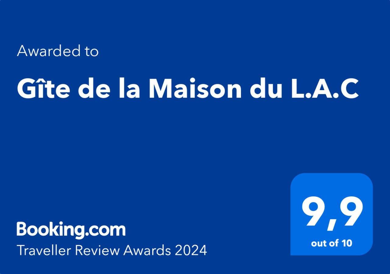 Gite De La Maison Du L.A.C Simard Exterior photo
